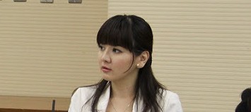 港区議会議員やなざわ亜紀