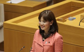 港区議会議員やなざわ亜紀